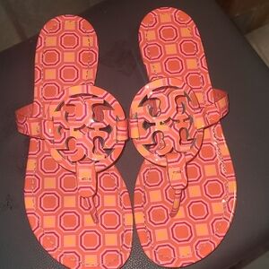 Tory Burch Coral Pink Geometric Logo Thong Sandals
